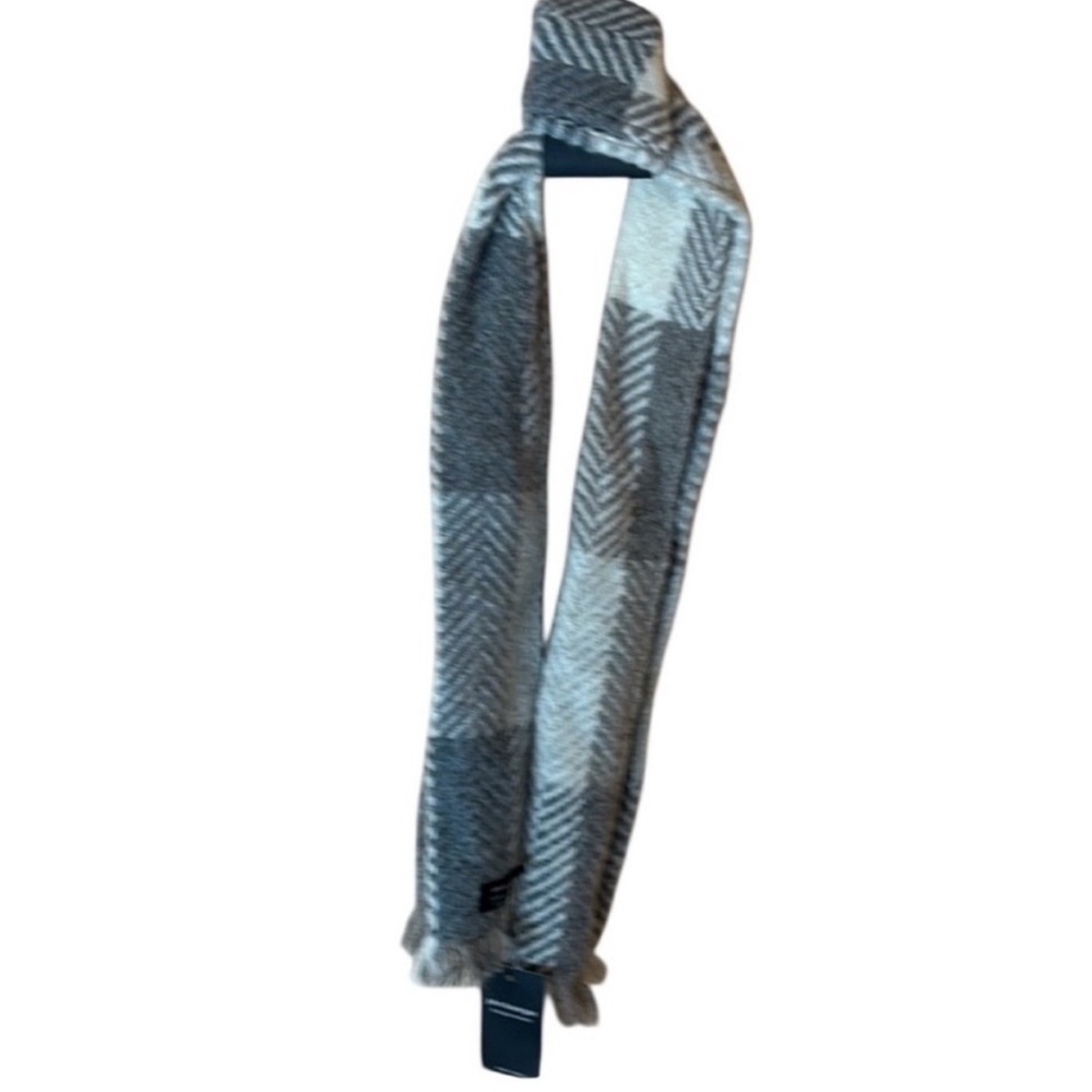 John Branigan Herringbone Weave Plaid Pattern Gray and White Scarf Wool Blend